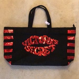 Victoria’s Secret, Tote Bag, Red Sequin Lips, NWT
